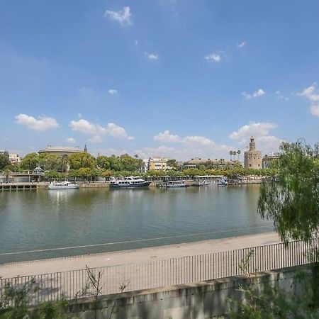 Riverwalk Suites - Puente Triana Sevilla Exterior foto